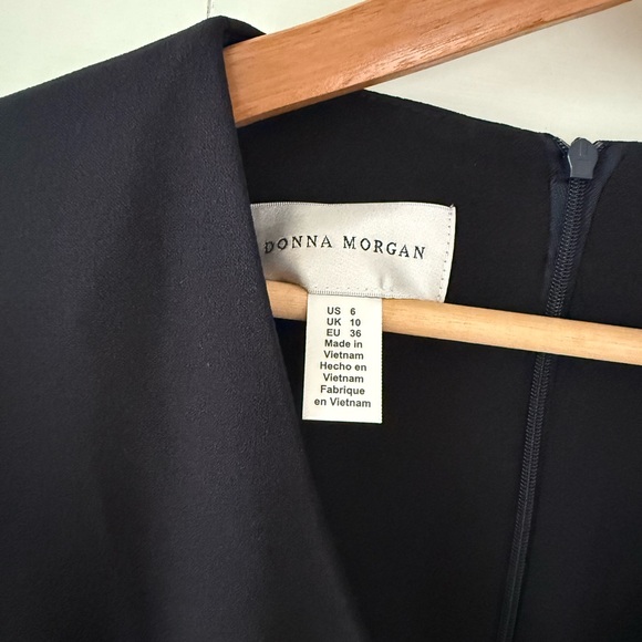 Donna Morgan Navy Midi Dress - Picture 2 of 4